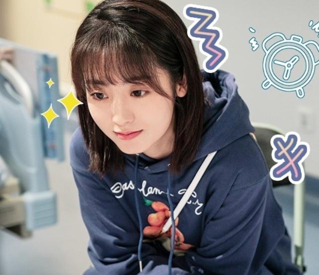 《我的小确幸》复工啦,邢菲饰演"丛容",看到"周程程"就想追