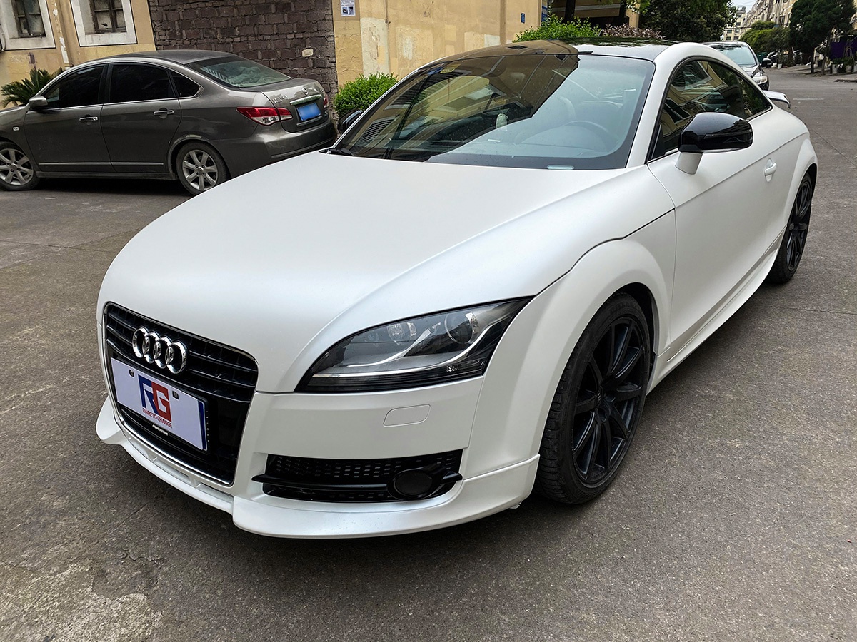 奥迪tt车身改色电光白rg瑞集改色膜浙江永康加盟店出品