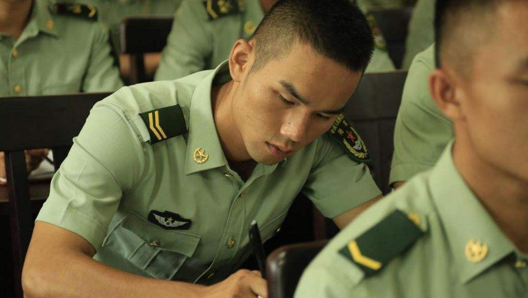 特种部队中没有帅哥?原来现实特种兵长这样,别再被电视剧骗了