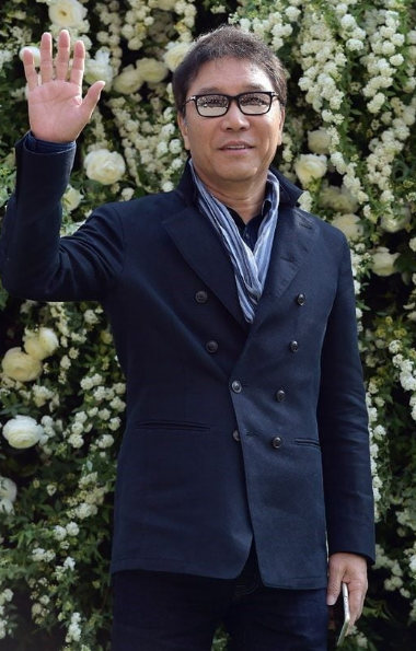 李秀满投资高科技的用处superm线上演唱会ar效果让人赞叹