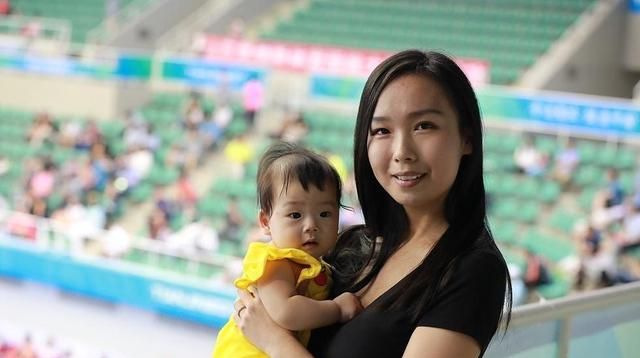 被白富美倒追3年,求婚仪式很浪漫|张成龙|赵紫嫣|体操_新浪新闻
