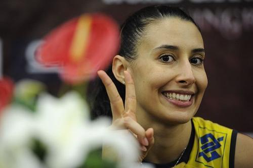 巴西女排老将谢拉将,有颜值有实力将四战奥运!