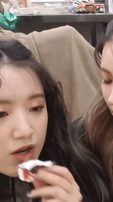 第一个胖到没法看的爱豆韩女团门面身材被嘲回呛网友管好自己