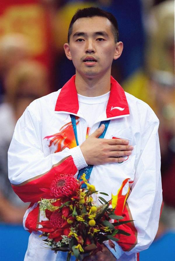 孔令辉是怎样拿到大满贯的?第一战便死磕刘国梁,奥运会力擒老瓦