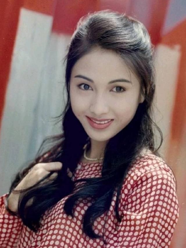 落魄千金黎姿:14岁出道被骂花瓶,为报恩下嫁残疾富豪