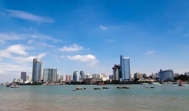 中国最宜居城市比拼，青岛、厦门、大连、宁波，哪座城市更受欢迎
