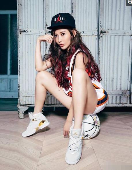 简恺乐这么漂亮,老板罗志祥会动心吗?网友:心动的感觉!