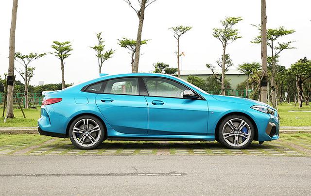 修理奔驰CLA真有谱？试驾宝马M235i GC