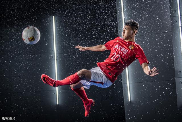 大连人帮助于汉超维权是假,想免费签下他是真