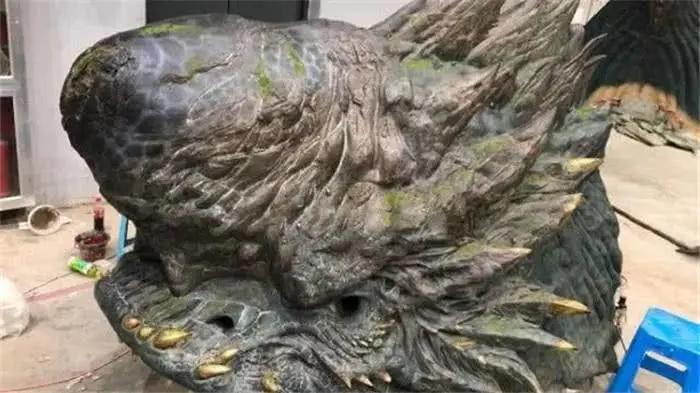 《龙岭迷窟》特效道具制作过程曝光,铁头龙王