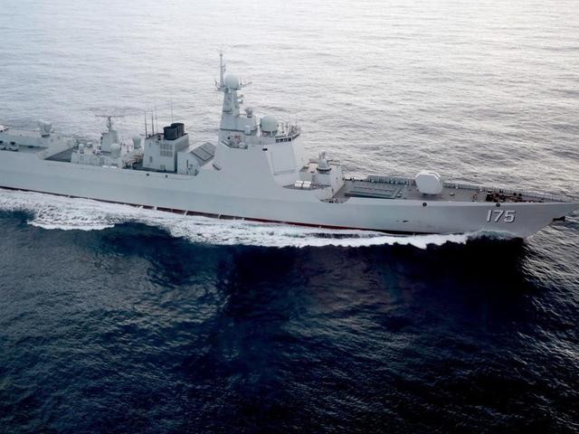 052d驱逐舰仍在大规模量产,3个领域强于美军宙斯盾舰