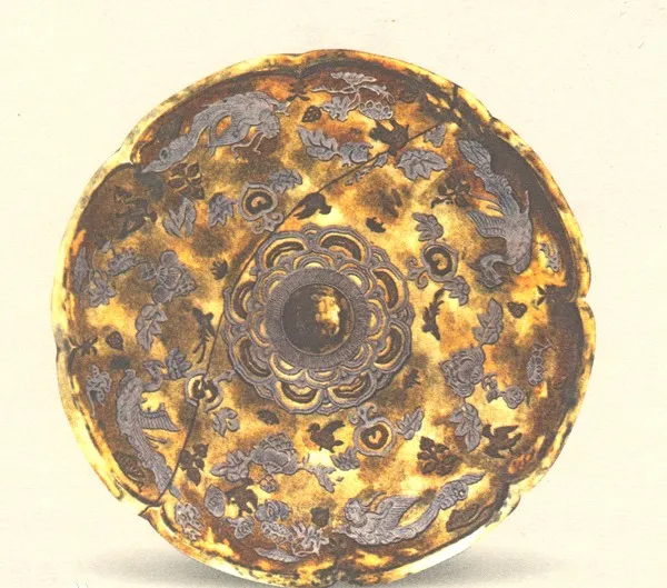 唐代铜镜鉴赏:雍容华贵的大唐风华|铜镜|唐代|纹饰_新浪新闻