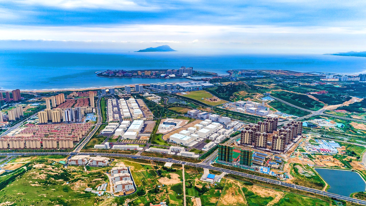 被称为山东“第二个青岛”,现已跻身全球二线城市,你知道是谁吗