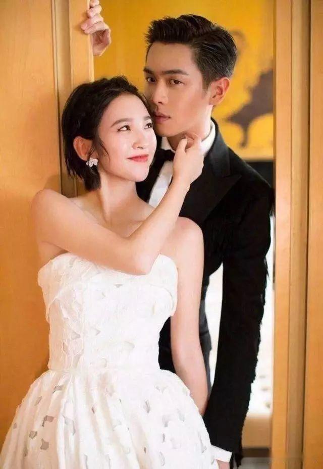 唐艺昕首次晒出孕期照片.