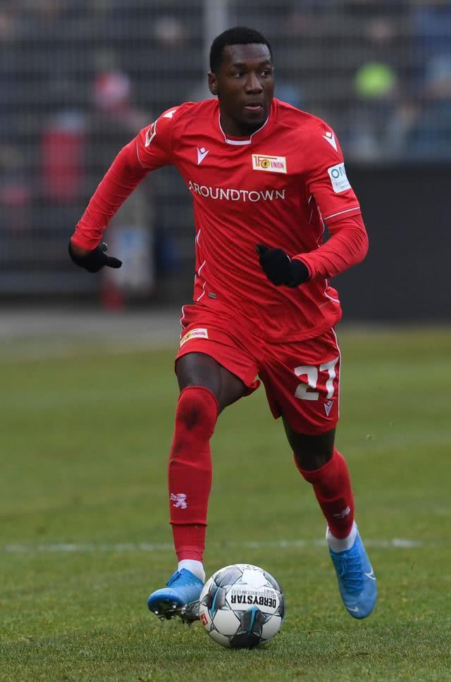 联赛一旦重启,两人恐要忍耐分离之苦|贝克尔|荷兰|联赛_新浪新闻