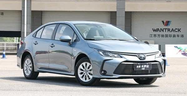 15万预算，是买高配国产车，还是买低配合资车？