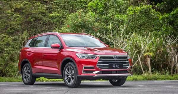 15万预算，是买高配国产车，还是买低配合资车？