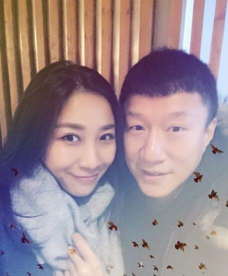 孙红雷点赞周扬青是手滑孙红雷妻子也点赞应该是对罗志祥不满