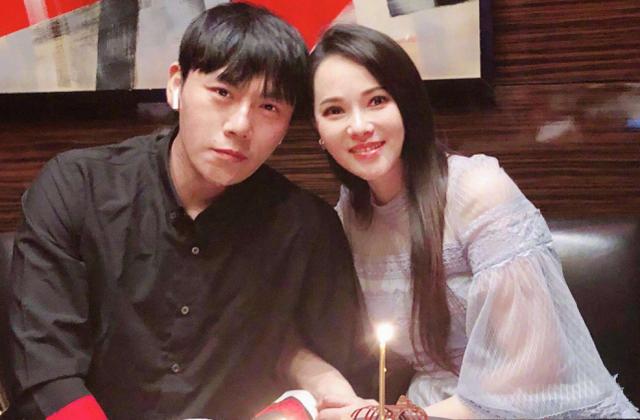 伊能静频晒女儿寄托思念,粉丝直指话里有话,猜测婚姻出现问题