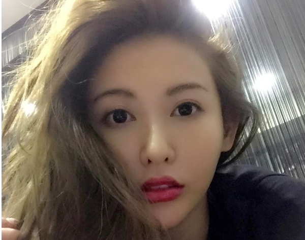 简恺乐:姐姐本不是"蝴蝶"