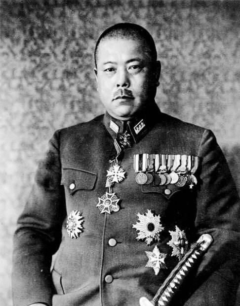 二战日军最肥硕的司令,两个单词激怒西方人,投降后被绞死