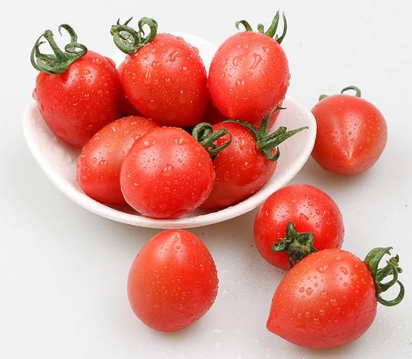 假如世上只剩下这9种红色水果,你只能选一个吃,会选哪个?