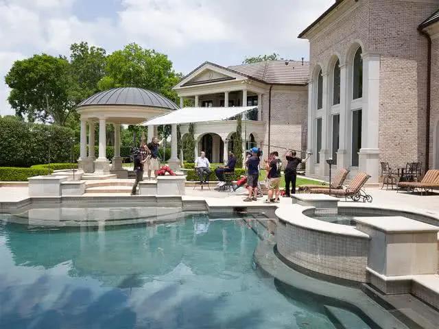 麦迪3252平米豪宅曝光,带室内篮球场,住下不愿搬了