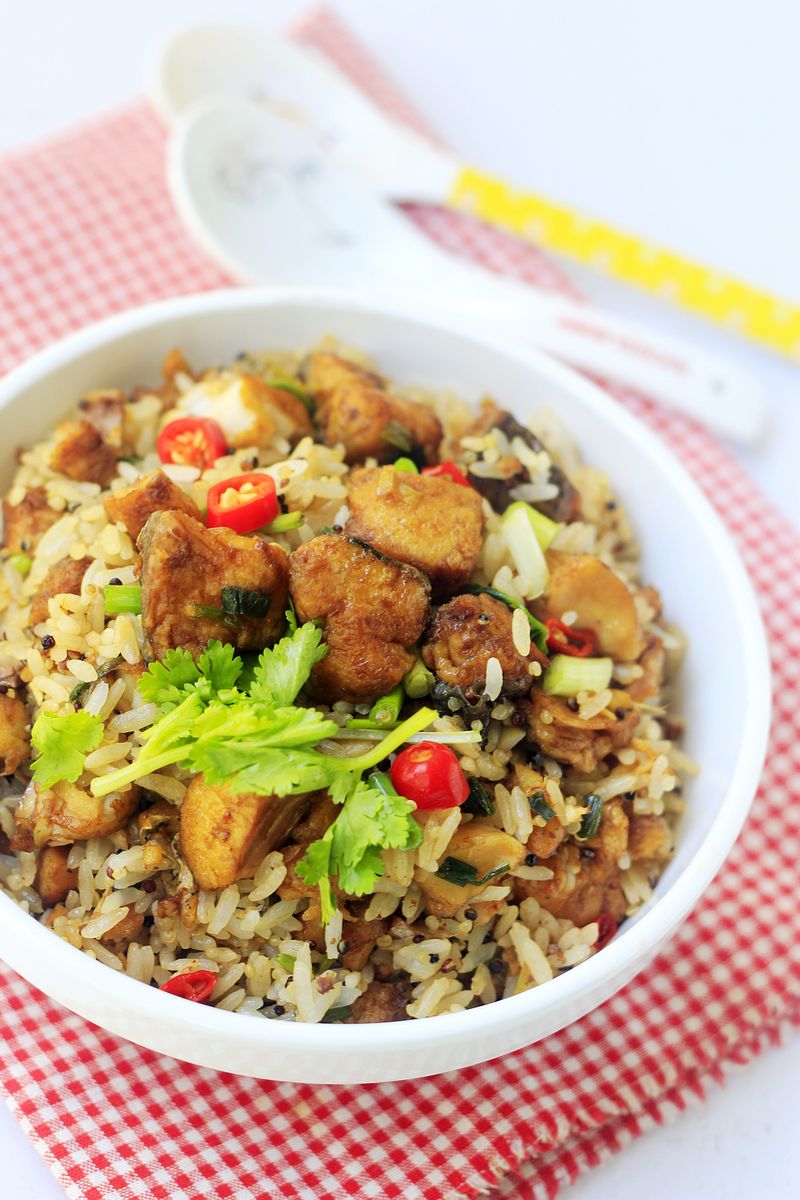 4月,做鱼就要这样搭配,饭菜都有,鱼肉鲜美,米饭香浓