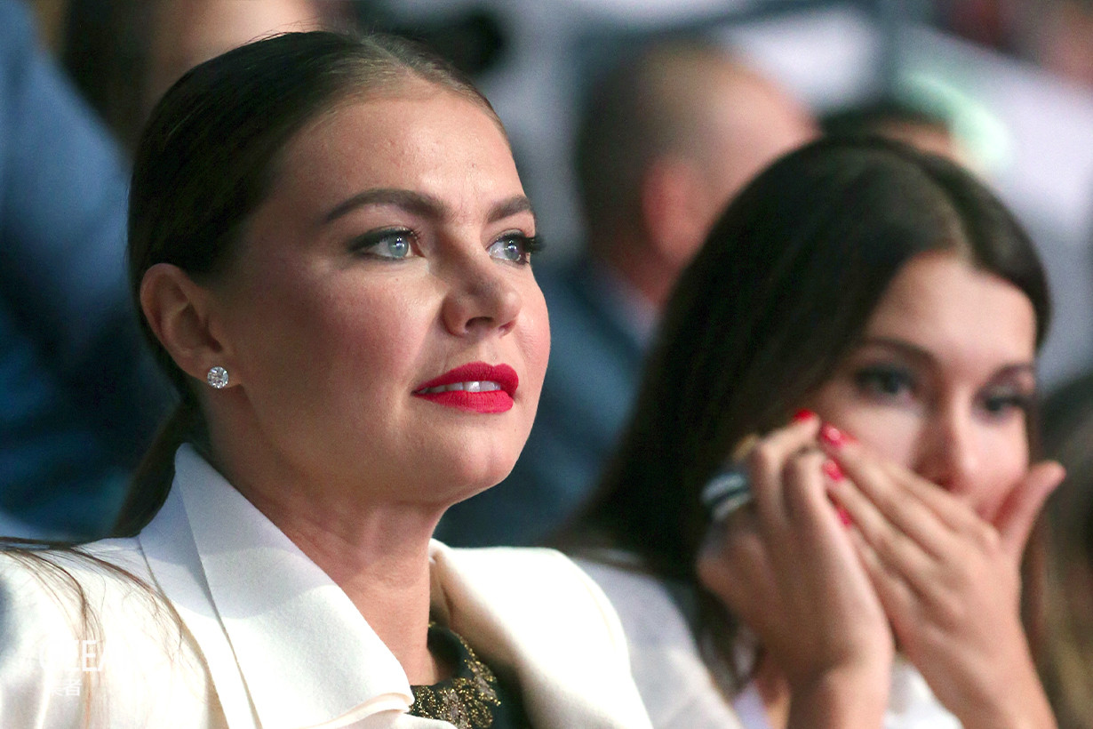 拥有美貌和好身材的 阿丽娜·卡巴耶娃,也被媒体评为「俄罗斯最性感