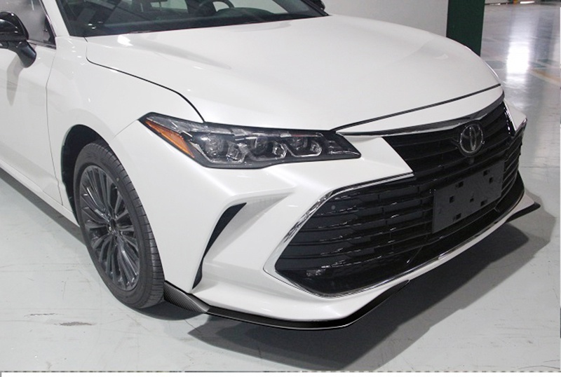 丰田亚洲龙运动版实车,外观增加运动包围套件