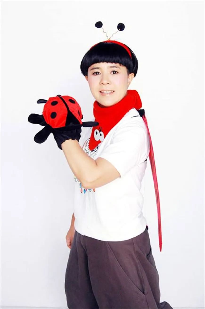 "金龟子"厉害,都56岁了,这个蘑菇头还能驾驭|刘纯燕|金龟子|蘑菇头