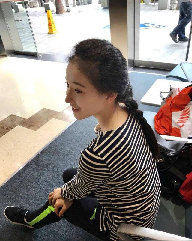 体操女神张豆豆现状,因一张照片意外走红,24岁自律惊人仍单身