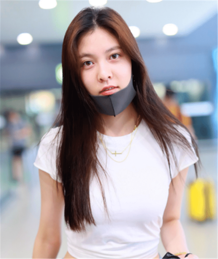 本以为宋妍霏是"照骗",当看到她的素颜照后,张一山眼光真好!