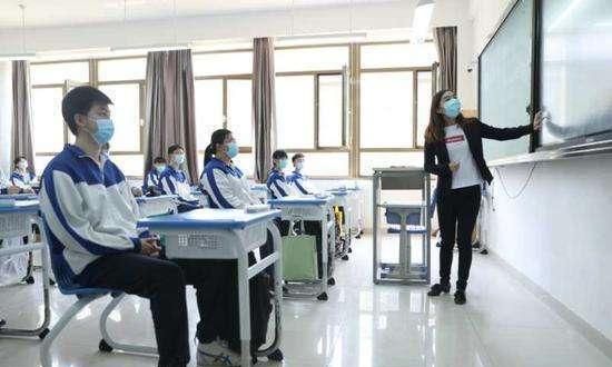 钟南山李兰娟共同呼吁开学,山东中小学还在等什么