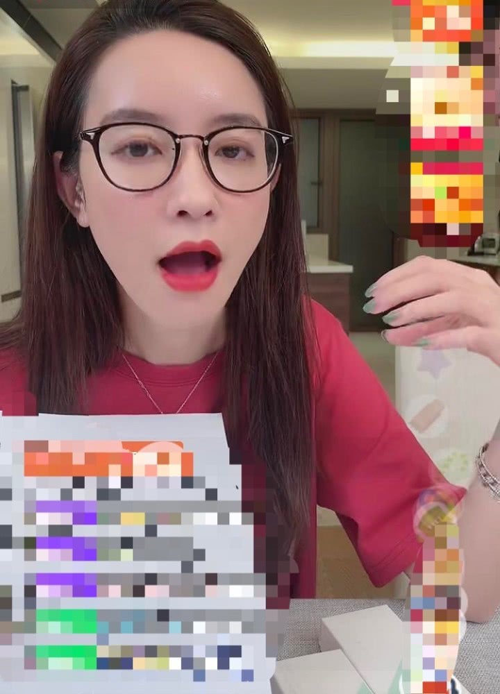 蒋凡被除名合伙人后,张大奕戴戒指直播霸气发声:不支持我没关系