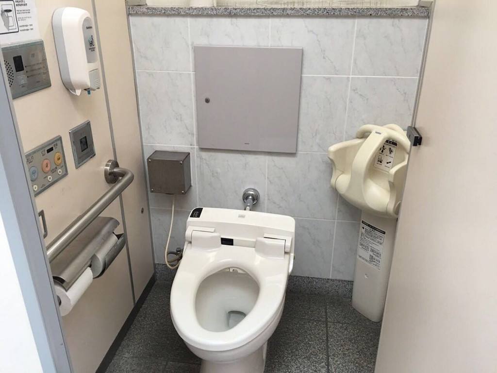 头一次见日本卫生间设计,不得不夸太人性化了,看完想回家这样装