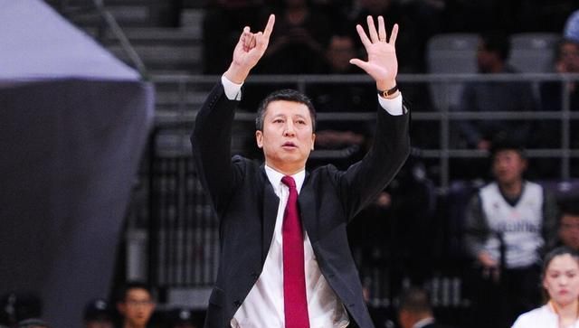 山东天才内线是郭士强夺冠拼图?别扯了,辽篮咋会为他人做嫁衣