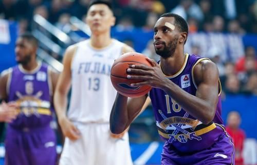 深度:北控找到了新领袖,攻防全面的凯尔·福格