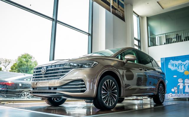 首测上汽大众viloran威昂这辆高端商务mpv高级吗