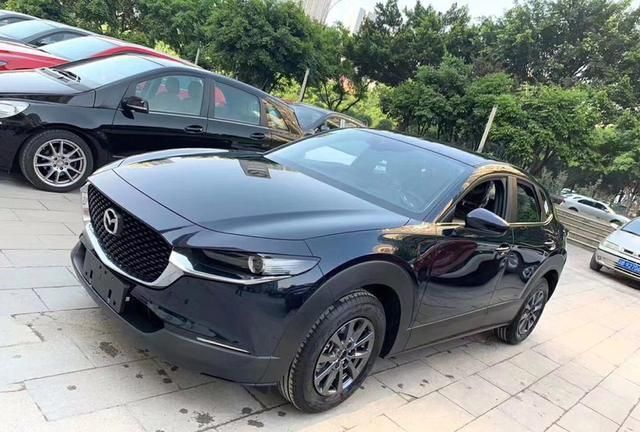 长安马自达cx30实车到店是一款手动版本颜值很高