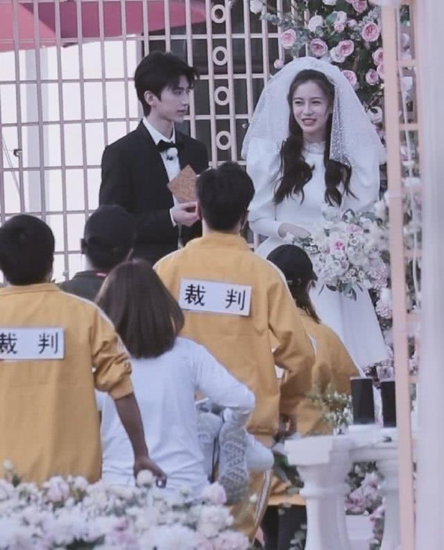 关晓彤鹿晗 婚礼现场图片