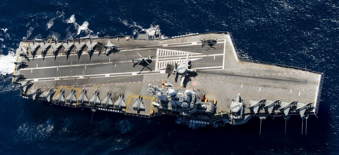 法国现代军事实力象征戴高乐号航母能撑起海军脊梁吗