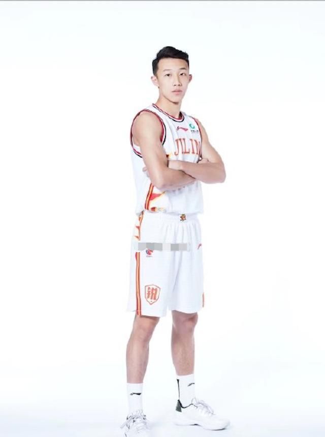 新赛季年龄较小球员,吉林队后卫希望之星|吉林队|孔德高|球员_新浪