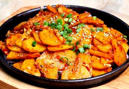 干锅土豆片学会玻璃芡食材焦香软糯颜色金黄诱人多谢转发