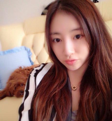 周捷在她的微博上晒出了自