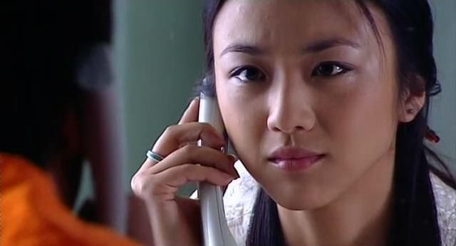 长大后再看《女人不哭》,才发现尚丽的坚强