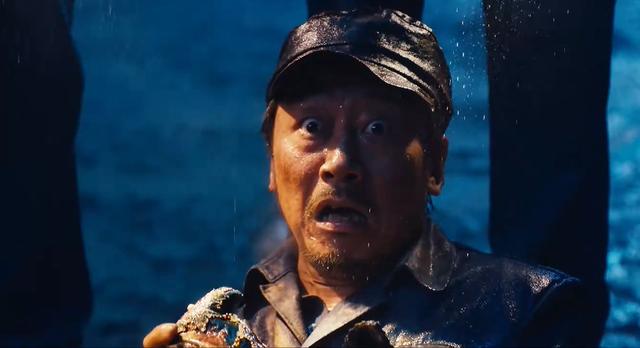 龙岭迷窟:戏里是土掉渣的李春来,戏外是时尚型男,被胡明圈粉了