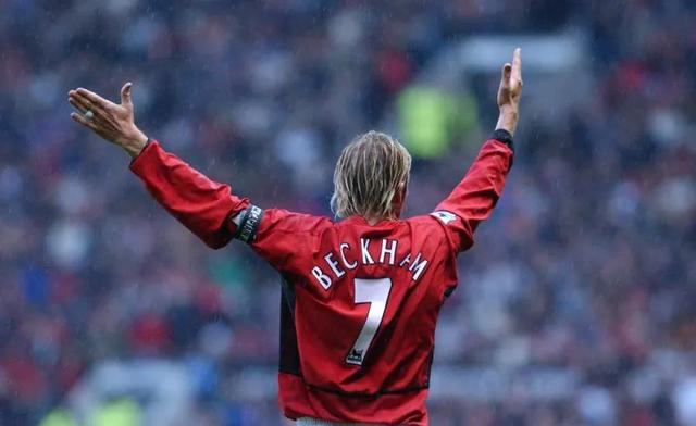 曼联承诺将桑乔打造为新小贝,给予7号 高薪!