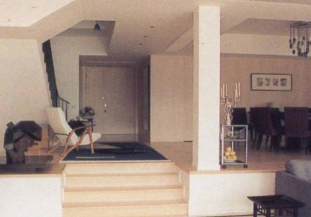 张国荣住过的豪宅,80年代就住这房子,如今看来也不过时