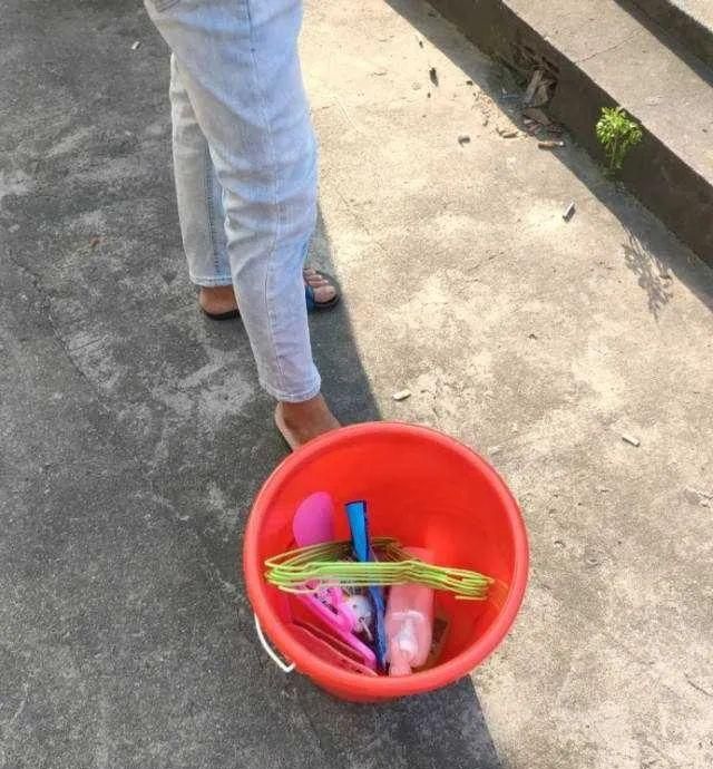 打工者"提桶跑路": 一种有可能越演越烈的社会现象